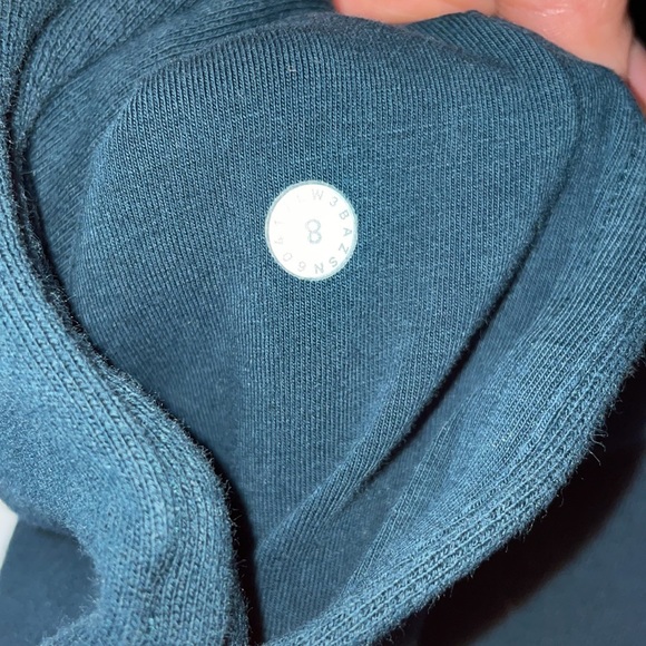 Lululemon Turtleneck Sweatshirt - Picture 4 of 4